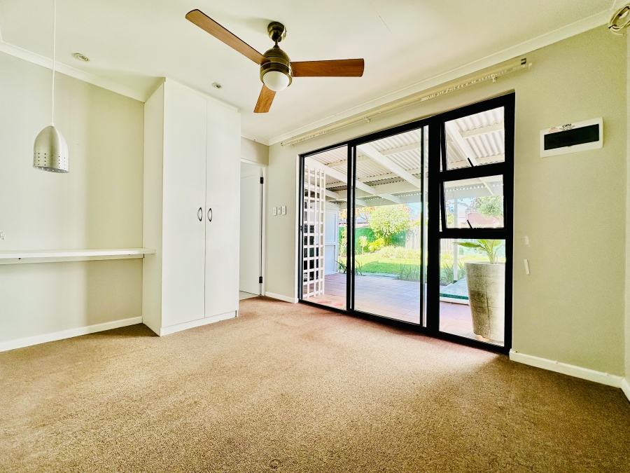3 Bedroom Property for Sale in Westcliff Western Cape